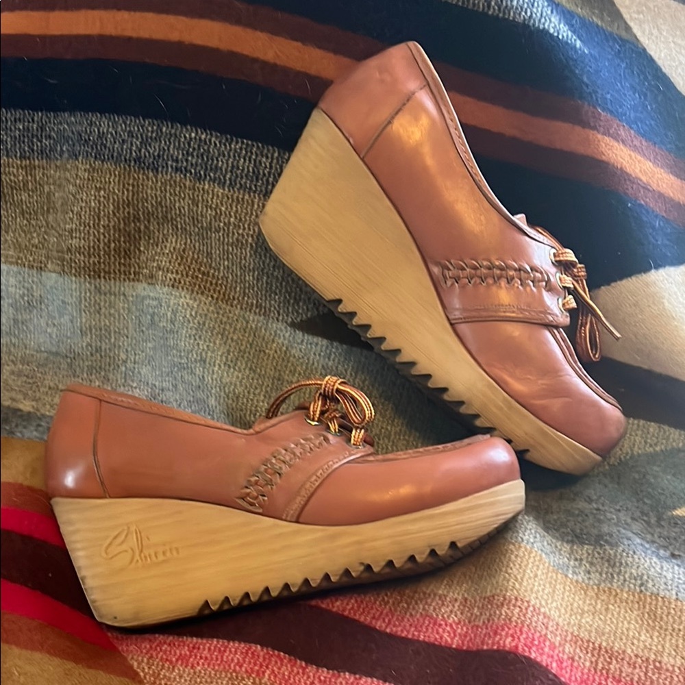 Rare Vintage Sbicca 1970’s Platform Oxford